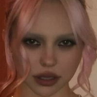 Адела Йергова Голая