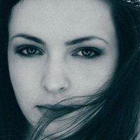 Агнес Милевски Голая