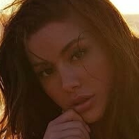 Айза Фай Голая