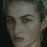 Алеандрафрек Голая