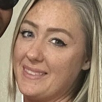 Алекс Прист Голая