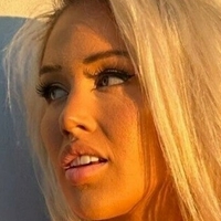 Александра Мур Голая