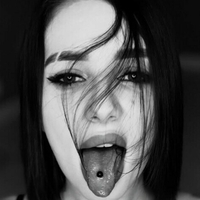 Эмми Камвме Голая