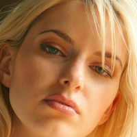 Анджел Майя Голая