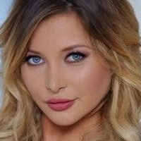Анна Полина Голая
