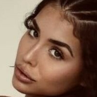 Анна Кастело Голая