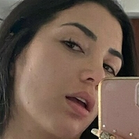 Эннифиттт Голая