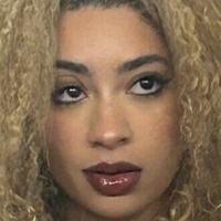 Арианнас Боринг Лайф Голая