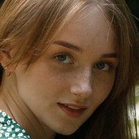 Ариэль Госсимер Голая