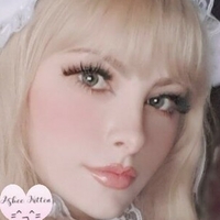 Аши Киттен Голая
