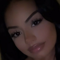 А.вриелл Голая