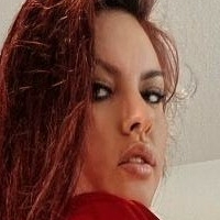 Белла Мкей Голая