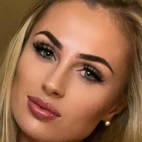Билли Луиз Голая