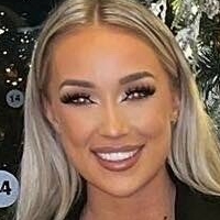 БлондеБелл Голая