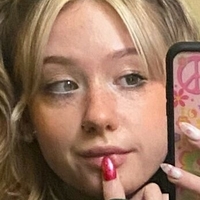 Бреттидез Голая