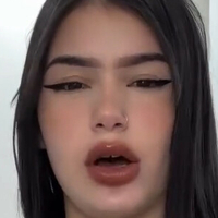 Бренда Джи Сараива Голая