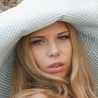 Бри Саммер Голая