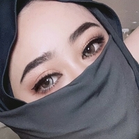 Басти Далия Голая