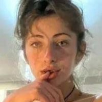 Кэйтибамс Голая