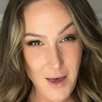 Чарлихарт Голая