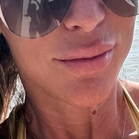 Чарли Р. Хантер Голая