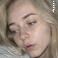 Хлоеид Голая