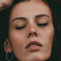 Коул Бейкер Голая