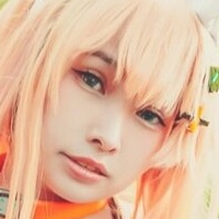 Косплей Пусси Голая