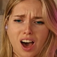 крейзіхотросіан Голая