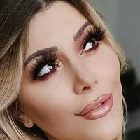 Кристал Фриоф Голая
