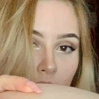 Кьюти энд Шеймлесс Голая