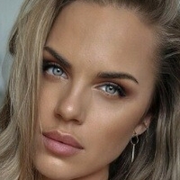 Даниэла Франкова Голая