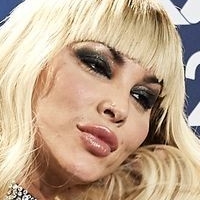 Даниэла Сантьяго Голая