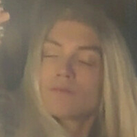 Делайлаз Голая