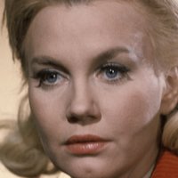 Элизабет МакРей Голая