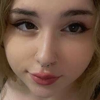 Элизабтхли Голая