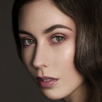 Элль Бет Голая