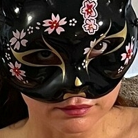 Элсалиукс Голая
