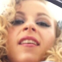 Эмили Сквирт Голая