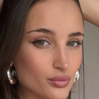 Эмма Баркер Голая