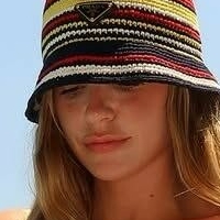 Эзги Эюбоглу Голая