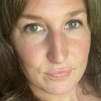 фоксилайни Голая