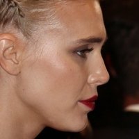 Гайя Вайсс Голая