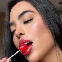 Хемелас Абелло Голая