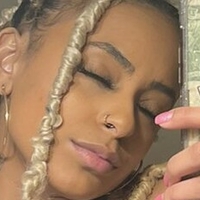 Геммейрл Голая