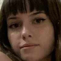 Девушки с челками Голая