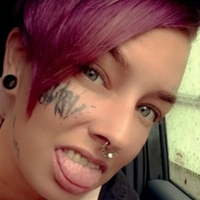 Гёрлвисфейстату Голая