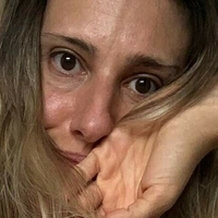 Годсандмонстерс Голая