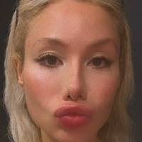 Ханна Капассо Голая