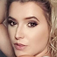 Хиллари Кутшкер Голая